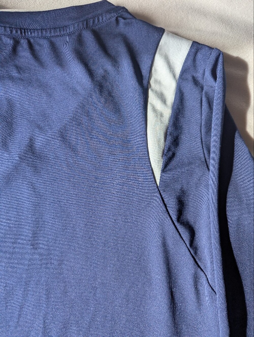 Mizuno Women's Long Sleeve V-Neck Volleyball Jersey in Navy and White - Picture 14 of 15